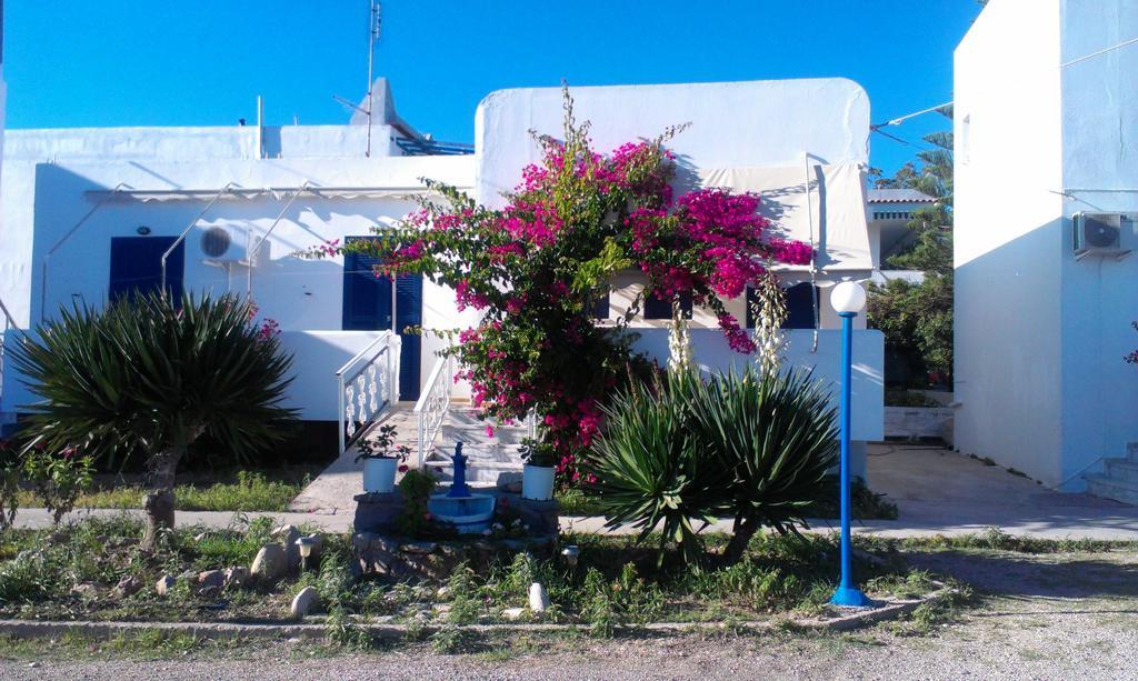 Iro Apartments Paralia Agias Foteinis Exteriér fotografie