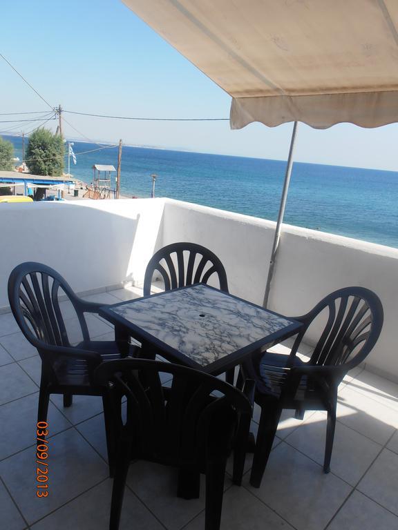 Iro Apartments Paralia Agias Foteinis Pokoj fotografie