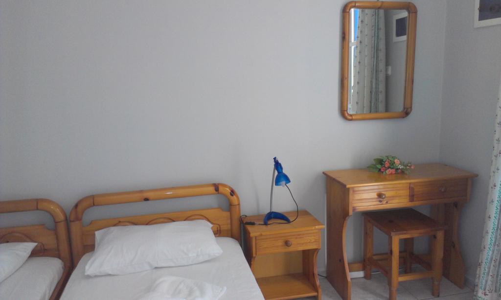 Iro Apartments Paralia Agias Foteinis Pokoj fotografie