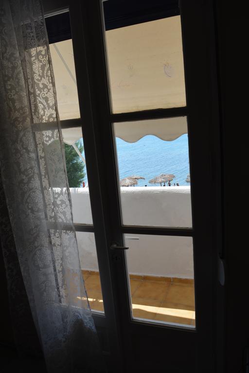 Iro Apartments Paralia Agias Foteinis Exteriér fotografie