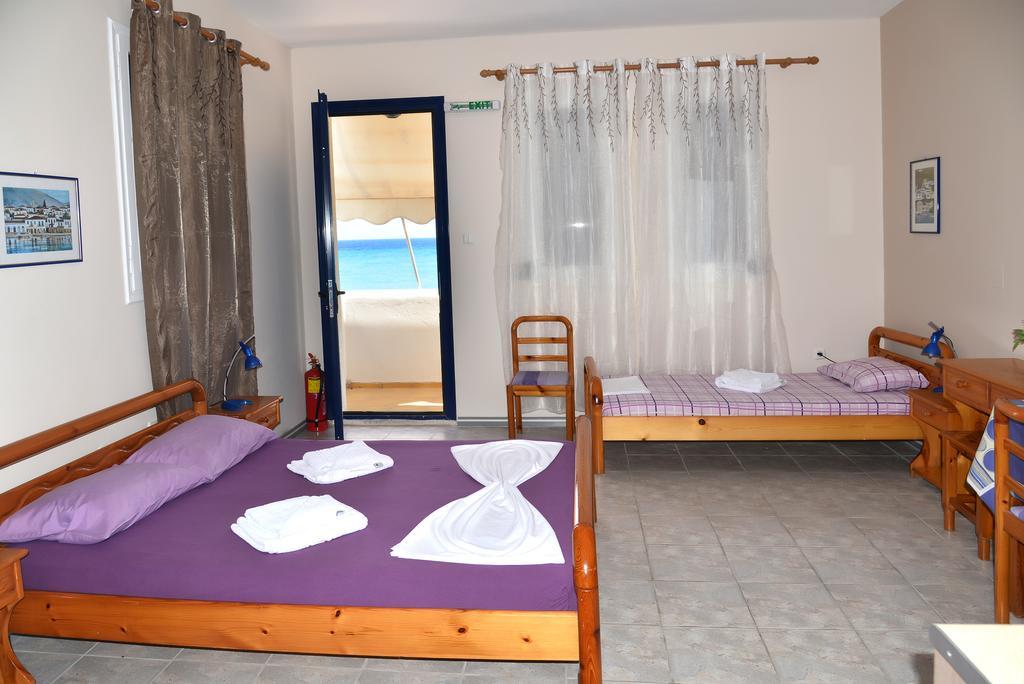 Iro Apartments Paralia Agias Foteinis Exteriér fotografie